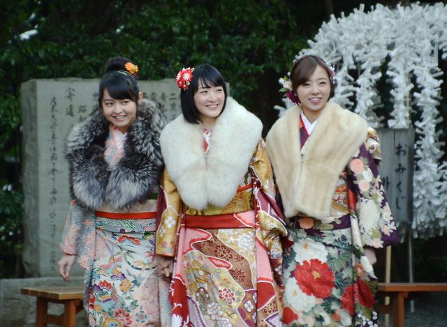 乃木坂46生駒里奈ら新成人メンバーが振袖姿を披露！フォトギャラリー（9枚目）