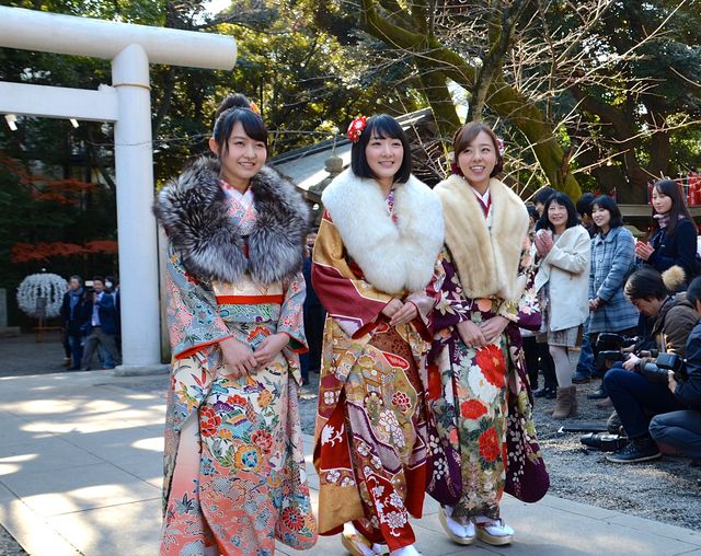 乃木坂46生駒里奈ら新成人メンバーが振袖姿を披露！フォトギャラリー（11枚目）