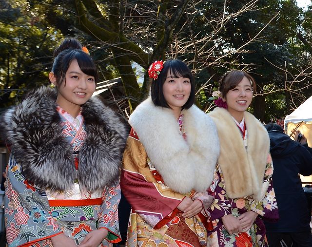 乃木坂46生駒里奈ら新成人メンバーが振袖姿を披露！フォトギャラリー（12枚目）