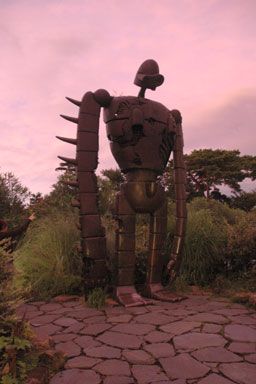 「三鷹の森ジブリ美術館」夕暮れどきのロボット兵