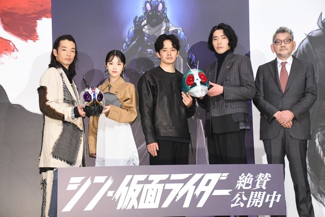 映画『シン・仮面ライダー』第0号イラスト初披露　大ヒット御礼舞台あいさつ：フォトギャラリー