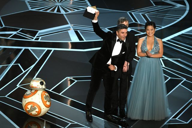 BB-8がアカデミー賞に来た！『スター・ウォーズ』キャストが登壇！（2枚目）