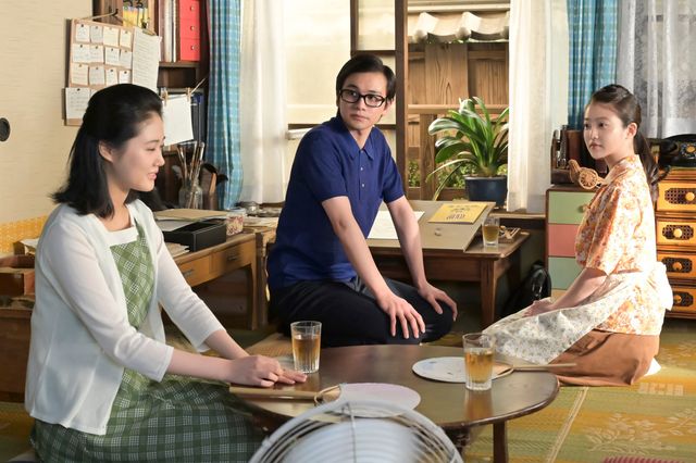 変わった場所でサイン会が開かれ…「あんぱん」第22週「愛するカタチ」第108回（3枚目）