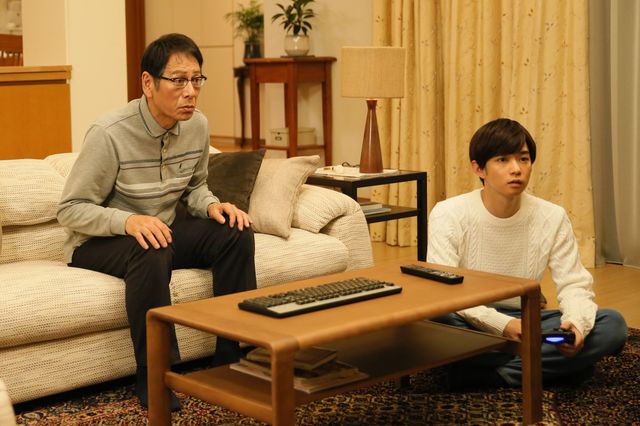 お前の父さん、クリスタルに選ばれた戦士だったんか……ドラマ「ファイナルファンタジーXIV 光のお父さん」フォトギャラリー（2枚目）