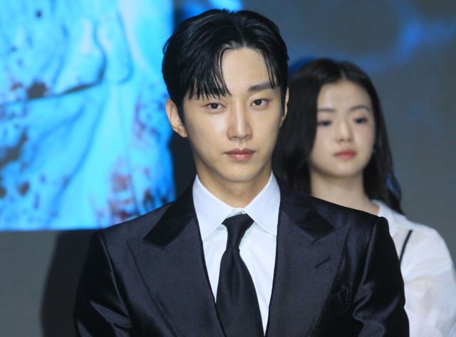 ジニョンも登壇!「Sweet Home -俺と世界の絶望-」シーズン3制作報告会の様子:フォトギャラリー