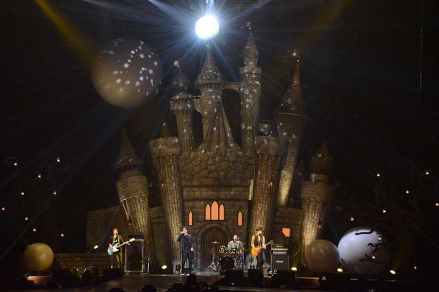 石田ニコル、筧美和子、新川優愛ら人気モデルがコスプレでパレード！　横浜で大規模ハロウィンイベント初開催　画像ギャラリー（23枚目）