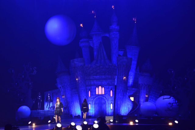 石田ニコル、筧美和子、新川優愛ら人気モデルがコスプレでパレード！　横浜で大規模ハロウィンイベント初開催　画像ギャラリー（28枚目）