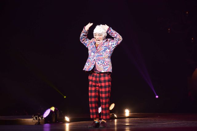 石田ニコル、筧美和子、新川優愛ら人気モデルがコスプレでパレード！　横浜で大規模ハロウィンイベント初開催　画像ギャラリー（34枚目）