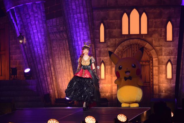 石田ニコル、筧美和子、新川優愛ら人気モデルがコスプレでパレード！　横浜で大規模ハロウィンイベント初開催　画像ギャラリー（43枚目）