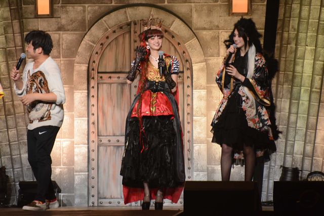 石田ニコル、筧美和子、新川優愛ら人気モデルがコスプレでパレード！　横浜で大規模ハロウィンイベント初開催　画像ギャラリー（52枚目）