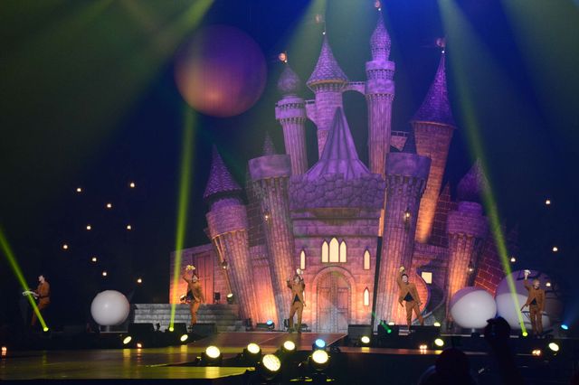 石田ニコル、筧美和子、新川優愛ら人気モデルがコスプレでパレード！　横浜で大規模ハロウィンイベント初開催　画像ギャラリー（63枚目）