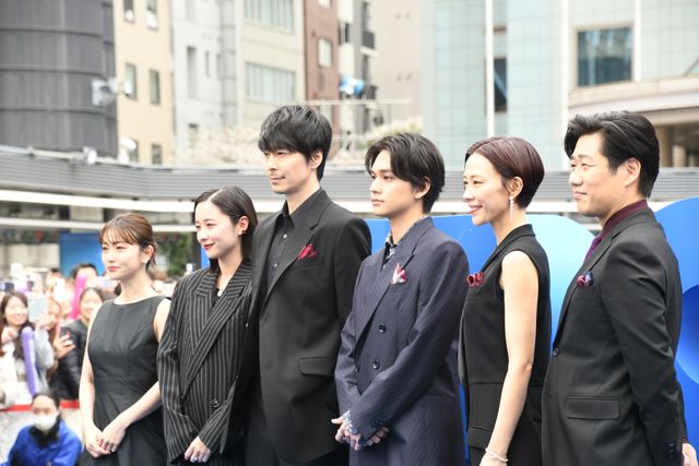 TBS4月期連ドラ3作品のキャストが集結！ブルーカーペット＆合同会見（26枚目）