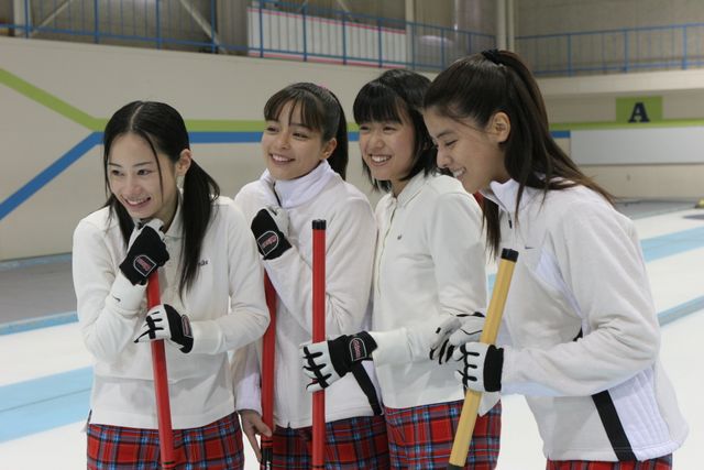 加藤ローサ、カーリング女子役！『シムソンズ』（9枚目）