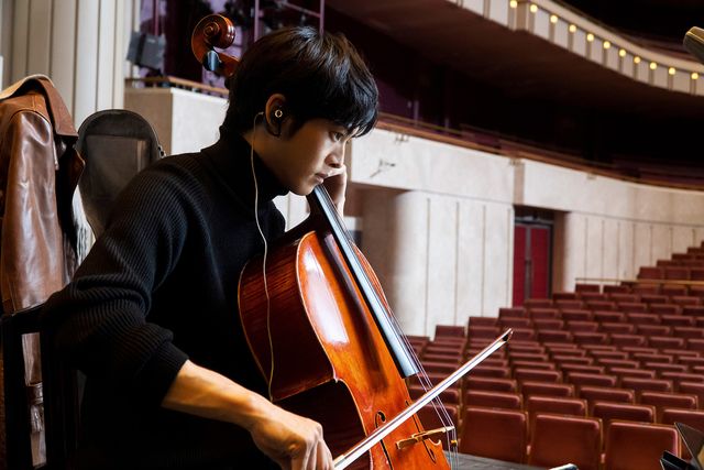 実写映画『耳をすませば』大人になった天沢聖司はイタリアで…：フォトギャラリー