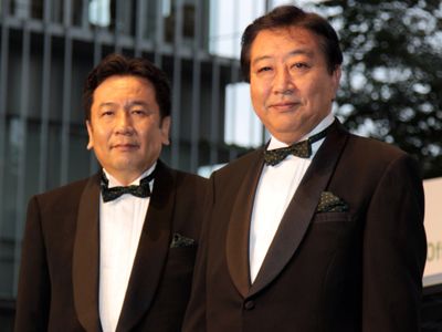 （左より）枝野幸男経済産業大臣と野田佳彦首相