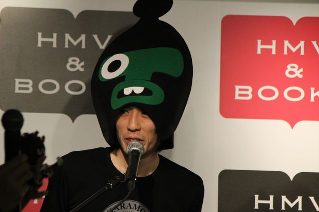 カネゴン大暴れ！ウルトラ怪獣ロックバンド・ガラモーンズデビュー！写真ギャラリー（6枚目）