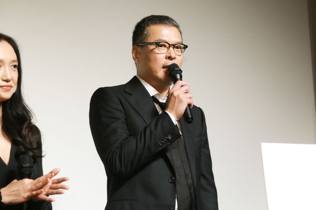 永作博美、黒い衣装で登壇「連続ドラマW 沈黙法廷」完成披露試写会（6枚目）