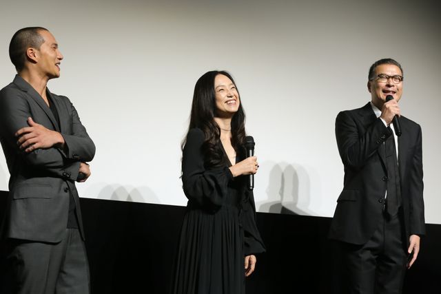 永作博美、黒い衣装で登壇「連続ドラマW 沈黙法廷」完成披露試写会（8枚目）