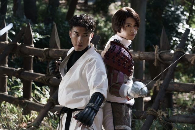 高校生が武士と対峙！『ブレイブ　－群青戦記－』場面写真（7枚目）