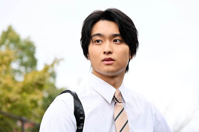 謎の青年（高橋恭平）再び！「御上先生」第5話場面写真（3枚目）