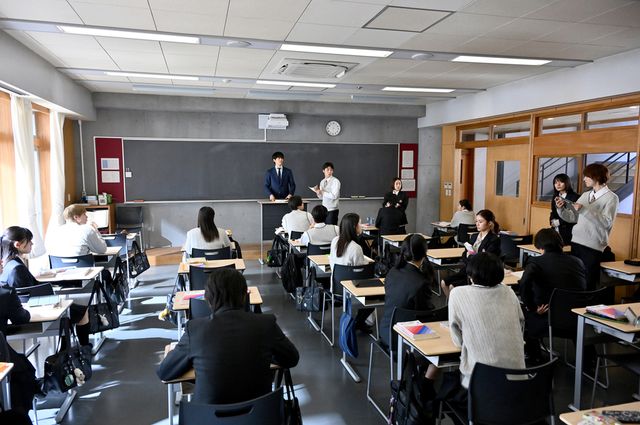 謎の青年（高橋恭平）再び！「御上先生」第5話場面写真（8枚目）