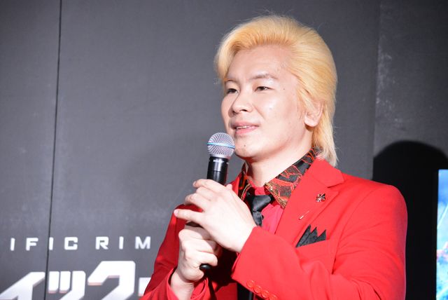 日本だけが制作を許可されたイェーガー！メイプル超合金が声優も！（11枚目）