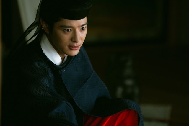 慟哭する一条天皇（塩野瑛久）…「光る君へ」第21回場面写真：フォトギャラリー