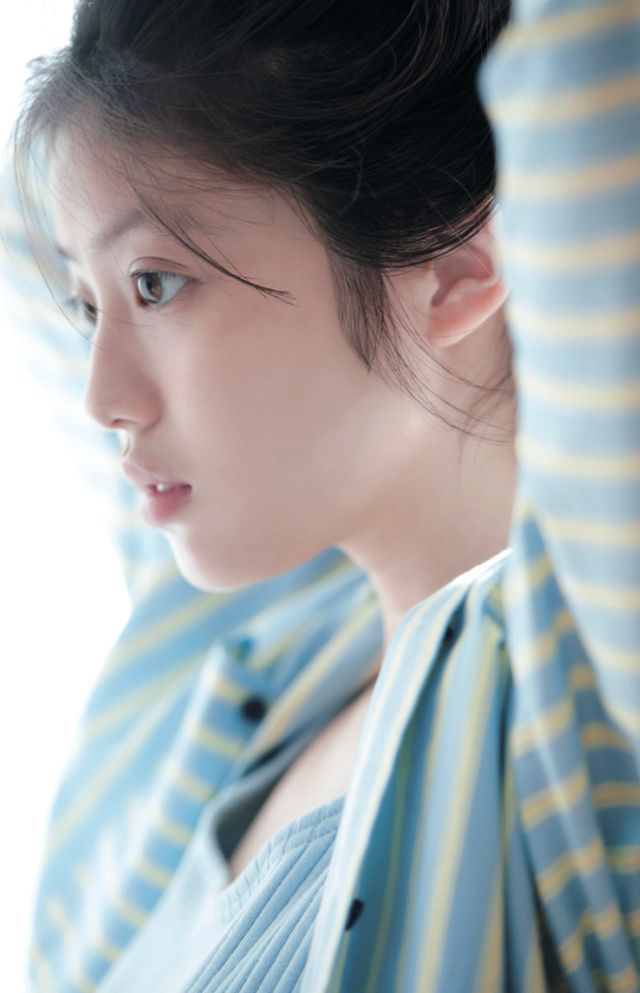 講談社 - 今田美桜 ラストショット 今田美桜写真集 ラストショット』（今田 美桜,三宮 幹史）｜講談社