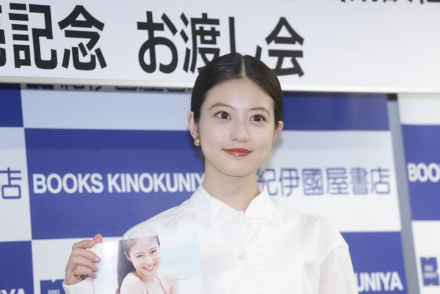 スタイル抜群！今田美桜セカンド写真集「ラストショット」＆刊行記者会見の様子（14枚目）