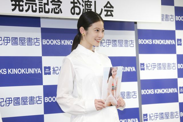 スタイル抜群！今田美桜セカンド写真集「ラストショット」＆刊行記者会見の様子（17枚目）