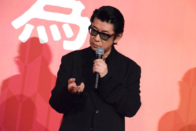 長澤まさみ、カッコ良すぎる和装で永瀬正敏、高橋海人らと『おーい、応為』完成披露上映会舞台挨拶（13枚目）