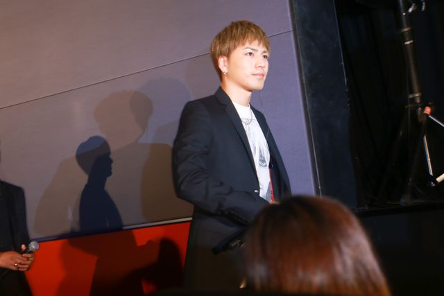 TAKAHIRO「家族以上にずっと登坂と毎日過ごした」『HiGH&LOW』初日舞台あいさつフォトギャラリー（4枚目）