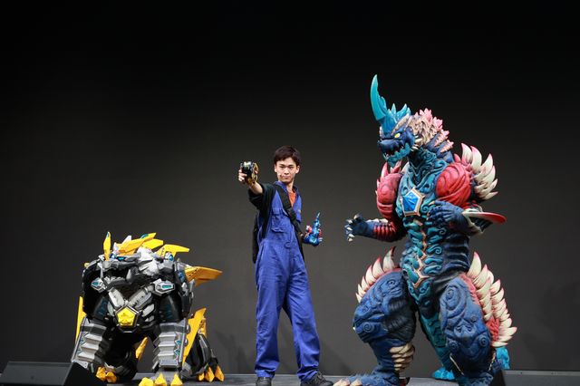 「ウルトラマンオメガ」メテオカイジュウ2体がお披露目！プレミア発表会にキャスト集結（11枚目）