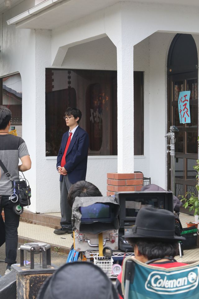 染谷将太、真野恵里菜、マキタスポーツ、安田顕ら豪華キャストがズラリ！『みんな！エスパーだよ！』撮影現場フォトギャラリー（5枚目）