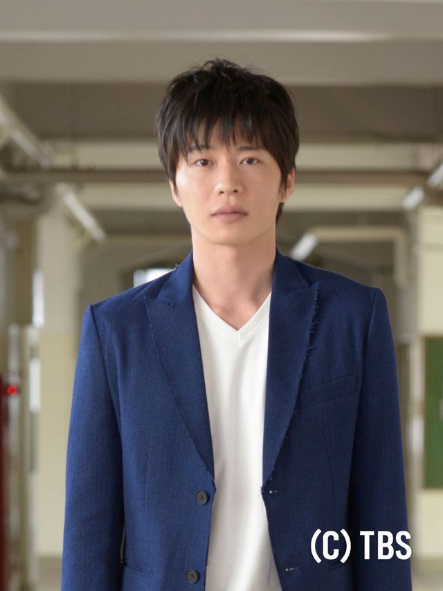 観月ありさ、美脚披露のミニスカート衣装にも挑戦？ドラマ「夜のせんせい」フォトギャラリー（8枚目）