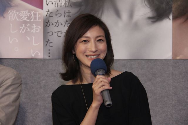 広末と蓮佛の美脚キラリ！NHKドラマ10「聖女」会見フォトギャラリー（6枚目）