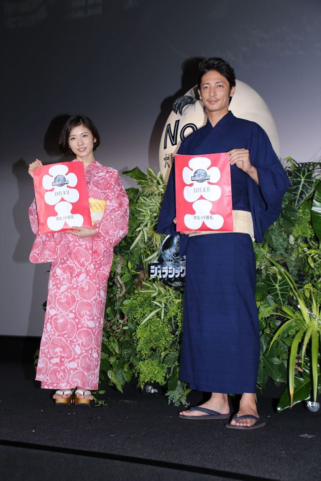 玉木宏＆松岡茉優がハイブリッド恐竜のイラストに挑戦！『ジュラシック・ワールド』超大ヒット公開記念イベントフォトギャラリー（6枚目）