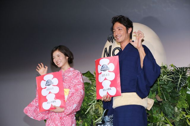 玉木宏＆松岡茉優がハイブリッド恐竜のイラストに挑戦！『ジュラシック・ワールド』超大ヒット公開記念イベントフォトギャラリー（10枚目）