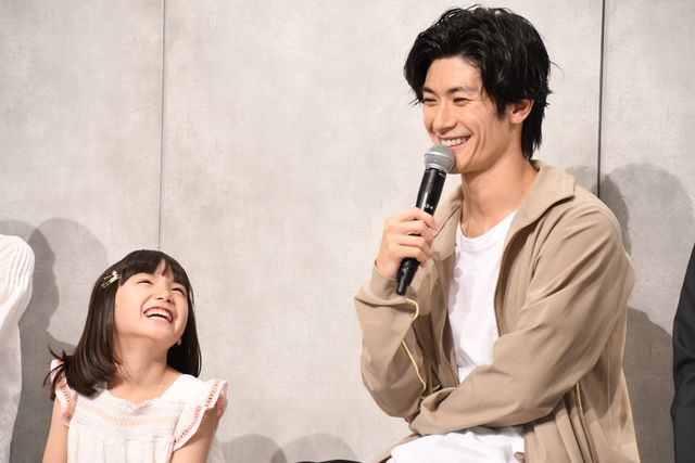 三浦春馬、芳根京子、比嘉愛未ら登壇！ドラマ「TWO WEEKS」制作発表会見（29枚目）