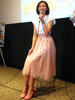 ゲーム好きの加藤夏希が登場したト「ウォー・イン・ザ・ノース：ロード・オブ・ザ・リング」発売イベントフォトギャラリー（4枚目）