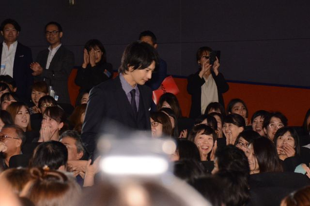 映画『ザ・ファブル』公開記念舞台あいさつ（全21枚）（5枚目）