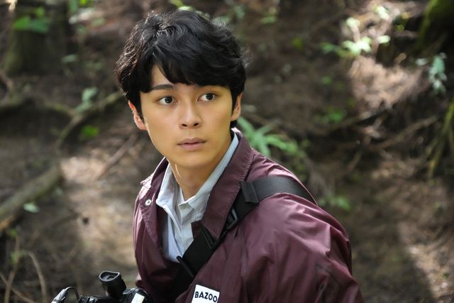 「エルピス」浅川は検察側の主張に違和感…2話場面写真（9枚目）