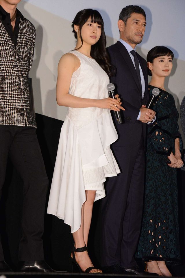 佐藤健が土屋太鳳に花冠！『8年越しの花嫁　奇跡の実話』完成披露試写会（14枚目）