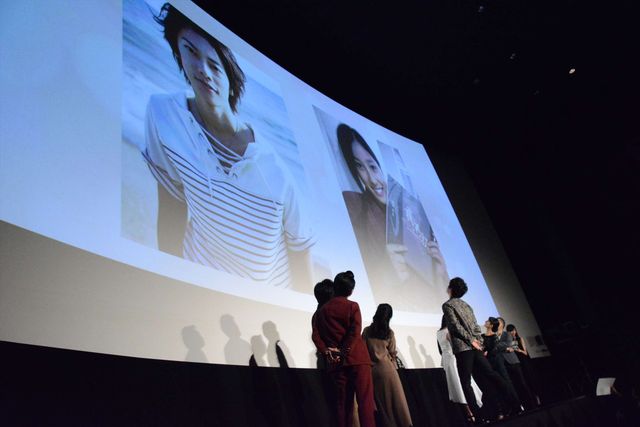 佐藤健が土屋太鳳に花冠！『8年越しの花嫁　奇跡の実話』完成披露試写会（18枚目）