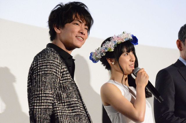 佐藤健が土屋太鳳に花冠！『8年越しの花嫁　奇跡の実話』完成披露試写会（22枚目）