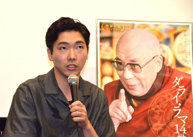 柄本佑、バーテンダー僧侶に素朴な疑問 「お坊さんがバーとかやっていいんですか？」　画像ギャラリー（4枚目）