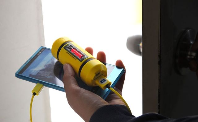 『モンスターズ・インク』のエネルギータンクがスマホ充電器に！フォトギャラリー：フォトギャラリー