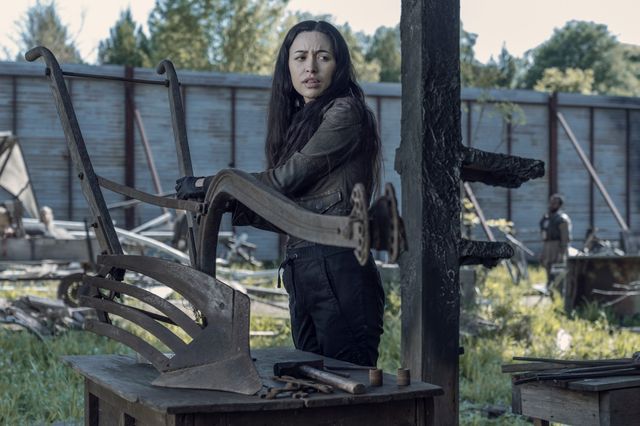 恐怖の家に迷い込んだコニー＆バージル…「ウォーキング・デッド」シーズン11第6話（3枚目）