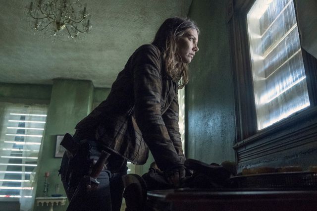 恐怖の家に迷い込んだコニー＆バージル…「ウォーキング・デッド」シーズン11第6話（8枚目）