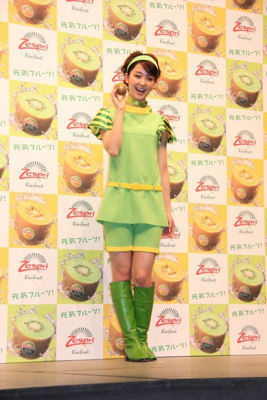 2代目キウイーハニー剛力彩芽の全身ショットも！フォトギャラリー（12枚目）